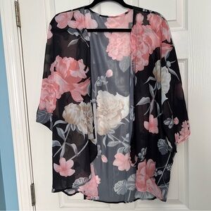 NWOT floral print chiffon kimono